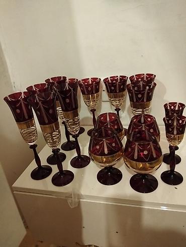 padnos nədir: Qədəhlər, rəng - Qırmızı, Şüşə — 4