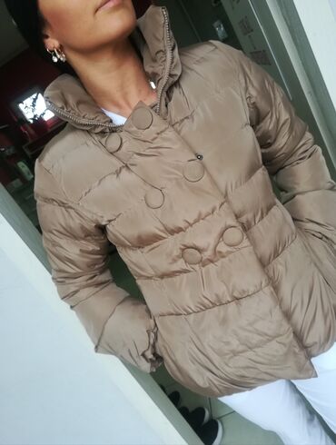 Winter jackets: S (EU 36), M (EU 38), Single-colored, With lining