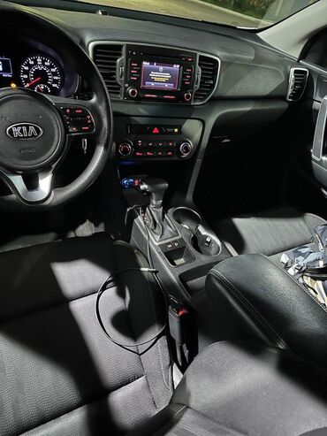 Kia: Kia Sportage: 2018 г., 2.4 л, Автомат, Бензин — 9