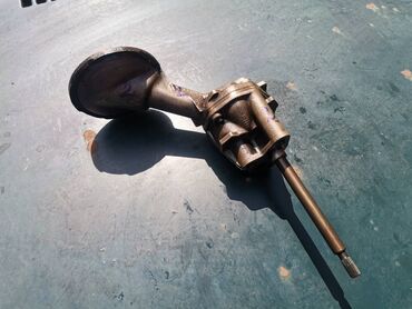 Auto delovi: Uljna pumpa Lada 2121,21213,21214 Niva br.2. Polovno, ocuvano. Skinuto — 1