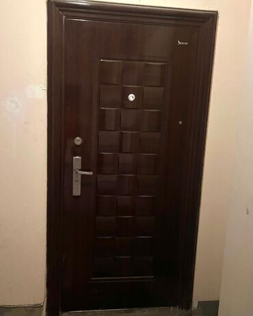 Giriş qapıları: Blok üçün İşlənmiş Giriş qapısı 100x210 sm Glazok ilə, Zəmanətsiz, Ödənişli quraşdırma, Ünvandan götürmə