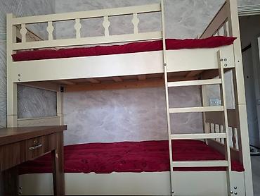Oğlan və qız üçün, İşlənmiş, Çarpayı, Matras ilə, Siyirməsiz, Taxta