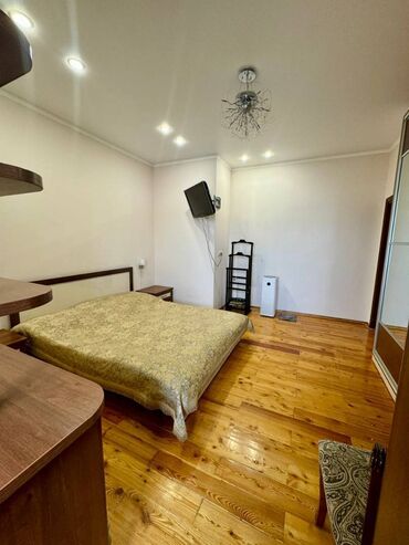 квартира в районе политеха: 3 комнаты, 120 м², Элитка, 10 этаж, Косметический ремонт