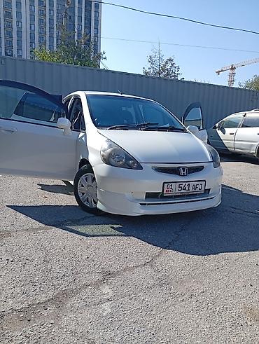 Продажа авто: Honda Fit: 2004 г., 1.3 л, Бензин, Хэтчбэк — 5