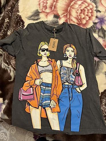 oversize tshirt: Qadın T-shirt - Brend: Leela (etiket üzərində) - Rəng: Kömür/qaranlıq — 1