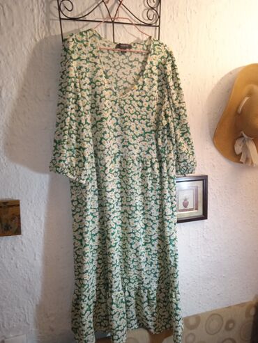 haljine sečene ispod grudi: ,,Primark,, haljinaprava letnja. Poluobim grudi 65-70 cm, duzina