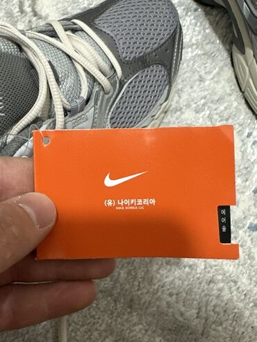 Кроссовки и спортивная обувь: Мужские кроссовки, 41, Nike, Новый, цвет - Серый, Платная доставка, Самовывоз — 12