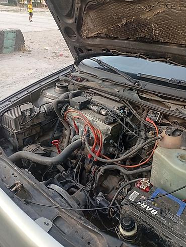 Volkswagen: Volkswagen Passat: 1993 г., 2 л, Механика, Бензин, Универсал — 14