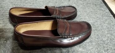мужская одежда и обувь: Продаю мужские туфли лоферы 43 размера производство США . Компанию по