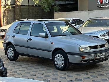 колф 3: Volkswagen Golf: 1993 г., 1.6 л, Механика, Бензин, Хэтчбэк — 2
