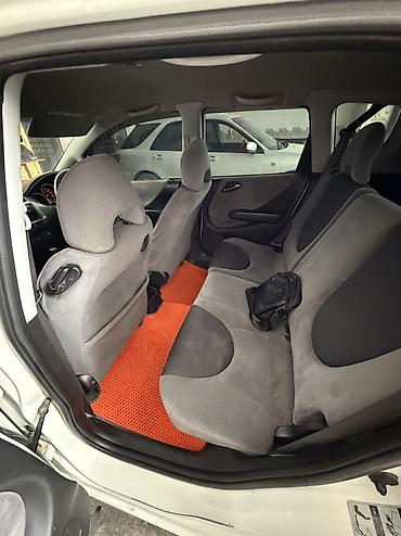 Honda: Honda Fit: 2003 г., 1.3 л, Вариатор, Бензин, Хэтчбэк — 10