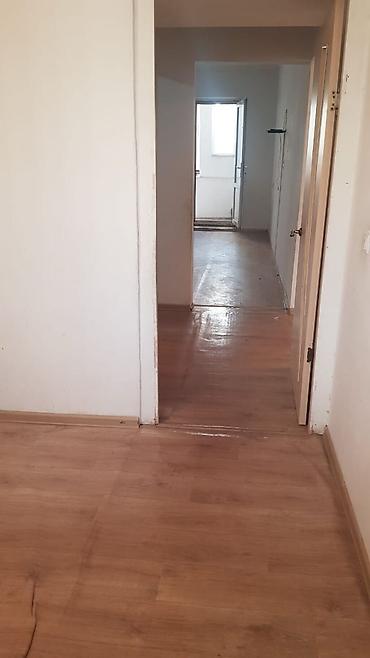 Аренда офисов: Улан Сдается помещение Площадь: 54м2 Этаж: Цокольный Просторное — 3