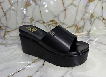 hermes papuce: Ženske platform sandale – klompe/slip-on - Boja: crna, jednobojna - — 1