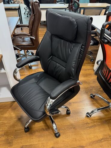 Ofis və oyun kresloları: Yeni, Təkərli, Qolları tənzimlənir, Dəri -da lalafo.az — 15 Ofis və oyun kresloları: Yeni, Təkərli, Qolları tənzimlənir, Dəri — 15