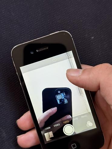 Apple iPhone: IPhone 4, 16 GB, Qara — 8
