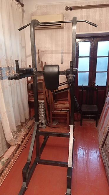turnik brus press: Çoxfunksiyalı ev fitnes qurğusu Əldə düzəldilmə deyil. Zavod — 2