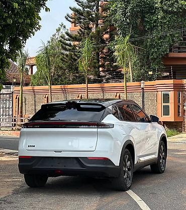 li7 машина: Dongfeng : 2026 г., 0.1 л, Автомат, Электромобиль, Кроссовер — 7