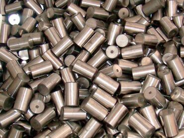 metal alisi: Polad silindrlər D= 19-35 mm L= 30-50 mm LLC «Steelmetgroup»
