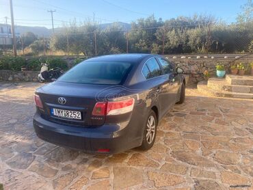 Toyota: Toyota Avensis: 1.6 l. | 2011 έ. Λιμουζίνα — 2