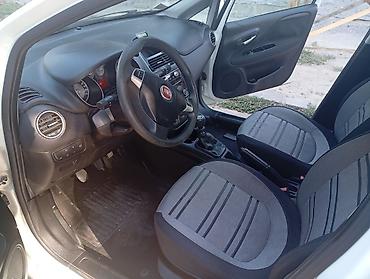 camac za prihranu ribe: Fiat Punto 5 vrata – bele boje Karoserija i spoljašnjost: - Hečbek sa — 6
