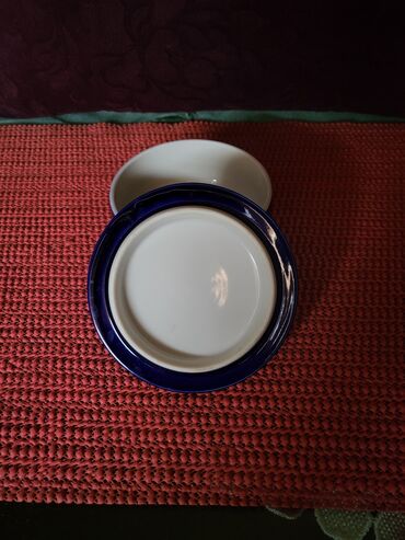 Ostali kućni dekor: Satula nova japanski porcelan. 80te. Visina. 5,5cm. Precnik — 9