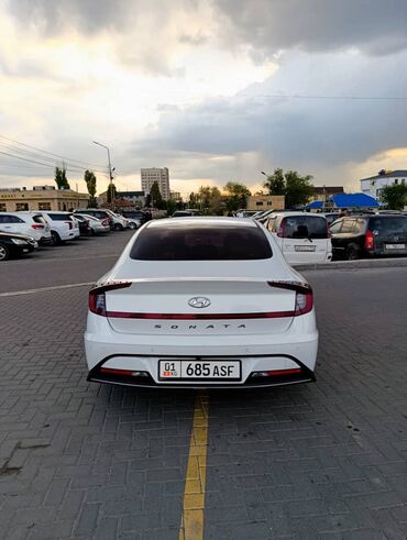 газ 3 поколения: Hyundai Sonata: 2019 г., 1.9 л, Автомат, Газ, Седан