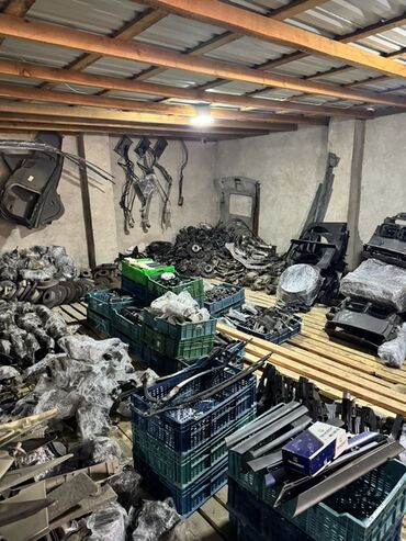 Digər avtomobil ehtiyat hissələri: Avtomobil ehtiyat hissələri – kuzov və salon detalları - Ön və arxa — 13