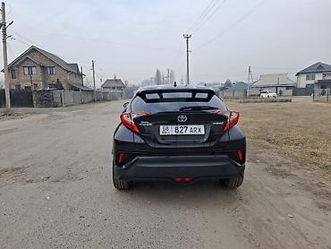 тойота си эйч эр: Toyota C-HR: 2018 г., 1.8 л, Автомат, Гибрид, Кроссовер — 6