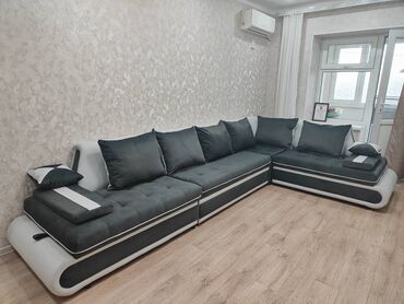 Угловые диваны: Угловой диван, C подушками, Трехместный — 6