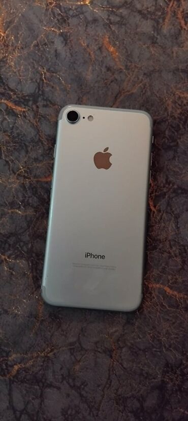 IPhone 7, 128 GB, Gümüşü