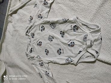 Paketi dečije odeće: Komplet bebinih stvari (4 komada): - Pantalonice od mekanog pamuka — 10