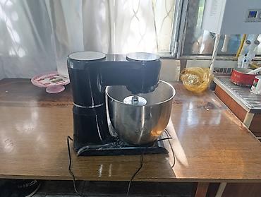 kafe aparati: Konditeriya avadanlıqları paketi Tərkib: - Şüşə vitrin soyuducu: Önü — 3