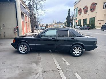 Mercedes-Benz: Əvvala Salam Maşın ideal vəziyyətdədi. Otur sür maşındı. Bütün — 1