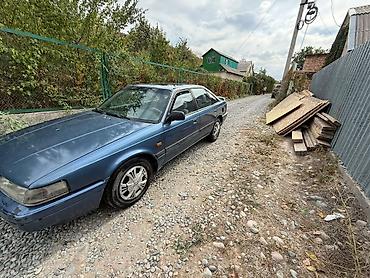 вольсваген б 4: Mazda 626: 1990 г., 2.2 л, Кол менен иштөөчү, Бензин, Лифтбек — 2