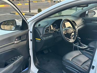 Hyundai: Hyundai Avante: 2019 г., 1.6 л, Автомат, Бензин, Седан — 3