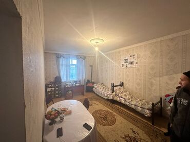 Həyət evləri və villaların satışı: Kürdəxanı qəs. 3 otaqlı, 200 kv. m, Orta təmir — 4