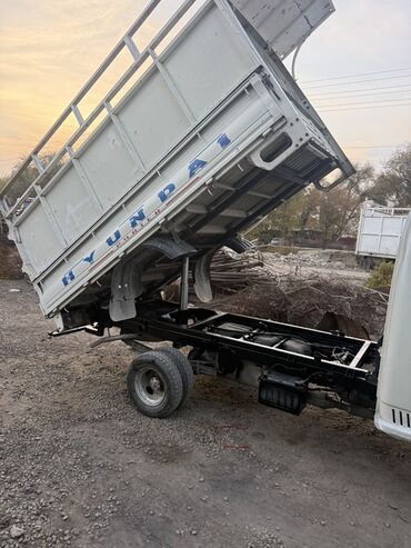 спринтер будка продается: Жеңил жүк ташуучу унаа, Hyundai