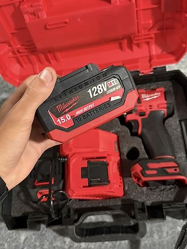 bruder ruma: Akumulatorska bušilica/odvijač Milwaukee M18 – set - Platforma — 1