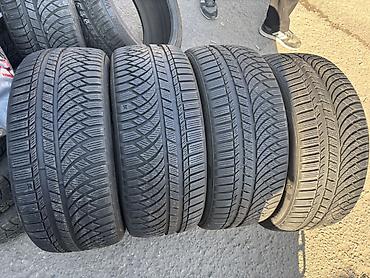 Шины: Шины 245 / 45 / R 18, Зима, Б/у, Комплект, Легковые, Корея, Kumho — 1