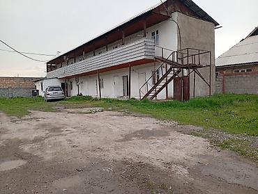 2 rooms: Аренда 1 комната - 10 000 сом. Есть Отопление, Вода, Душ, Свет — 2