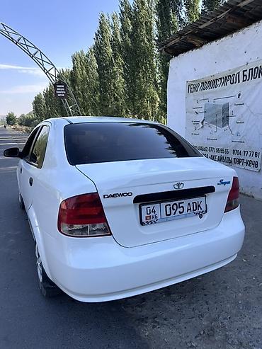 м рул: Daewoo Kalos: 2004 г., 1.2 л, Кол менен иштөөчү, Бензин, Седан — 4