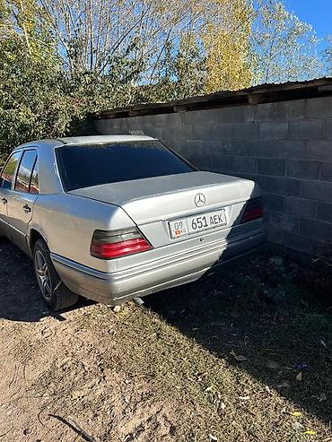 Mercedes-Benz: Mercedes-Benz W124: 1993 г., 2.2 л, Автомат, Бензин, Седан — 3