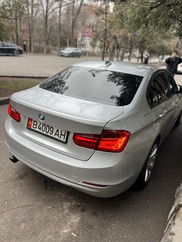 BMW: BMW 3 series: 2015 г., 1.6 л, Автомат, Бензин, Седан at lalafo.kg — 8 BMW: BMW 3 series: 2015 г., 1.6 л, Автомат, Бензин, Седан — 8