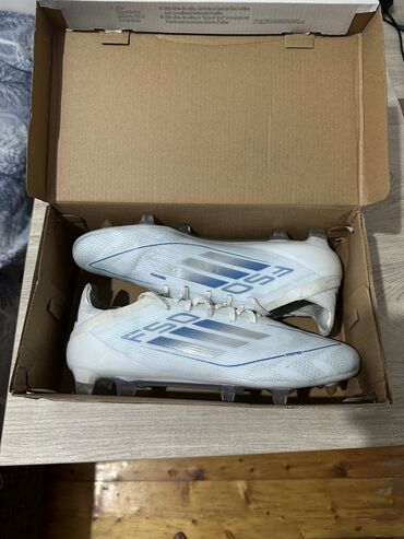 заказать футбольную форму со своей фамилией и номером: Продаю бутсы Adidas F50 — выбор тех, кто играет быстро, точно и с