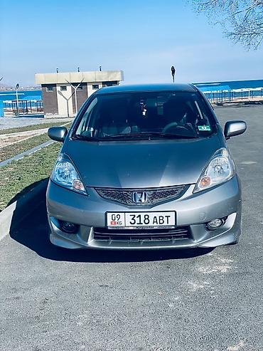 lancer 9: Honda Fit: 2009 г., 1.5 л, Автомат, Бензин, Хэтчбэк — 1