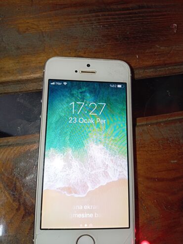 samsung 5s: IPhone 5s, 32 GB, Natural Titanium, Barmaq izi