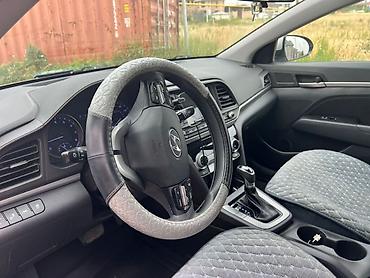 w210 e280: Hyundai Elantra: 2018 г., 2 л, Автомат, Бензин, Седан — 10