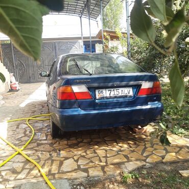 лебетка ручная: Nissan Primera: 1999 г., 2 л, Механика, Бензин, Седан