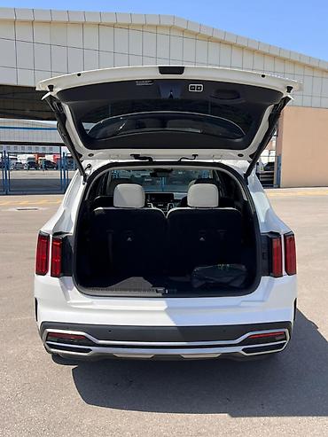 w210 oturacaqlar: Kia Sorento: 1.6 l | 2023 il Ofrouder/SUV — 6