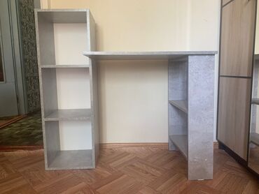 парта для дома: Компьютерный стол, Новый, С полками
